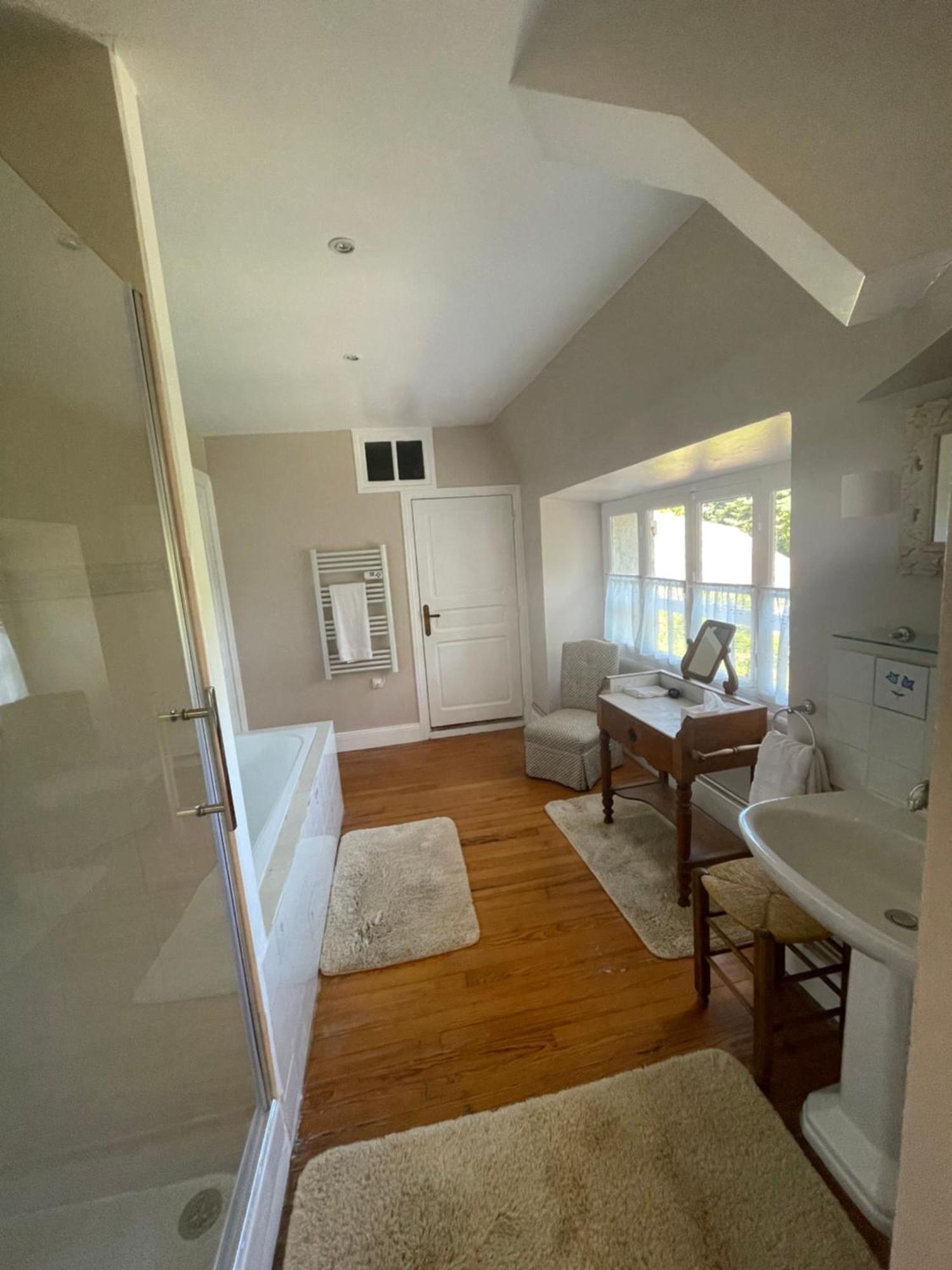 Bed and Breakfast La Grange Du Barry Belveze Екстер'єр фото